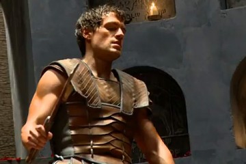 Immortals-Inmortales-Henry-Cavill-Video