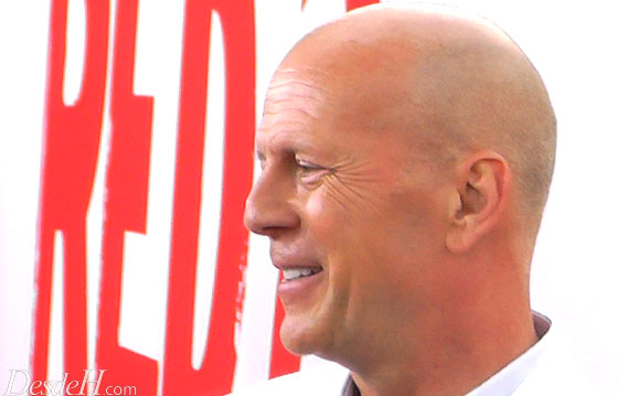 Bruce-Willis-RED2-red-carpet