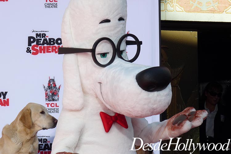 MrPeabody-and-Sherman-Paw-Ceremony (7)