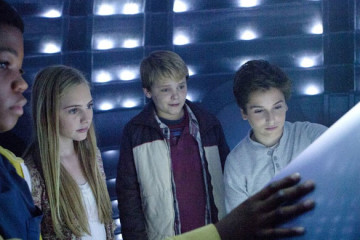 EarthtoEcho-Trailer
