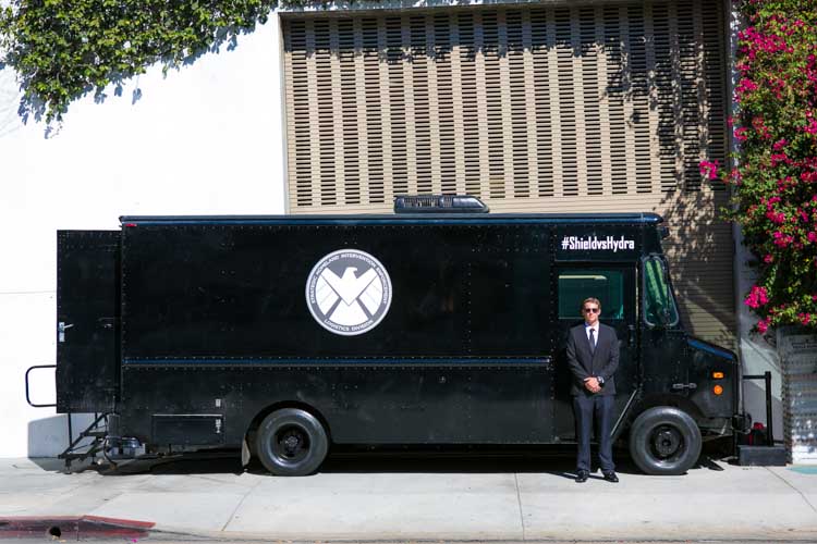 CaptainAmericaWinerSoldierSigningHollyood (10)