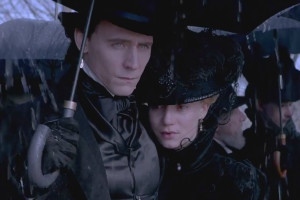 CRIMSON PEAK