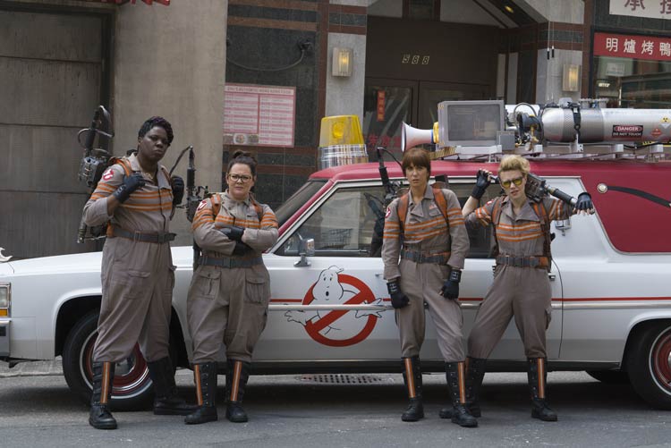Ghostbusters-Cast-Official-Photo