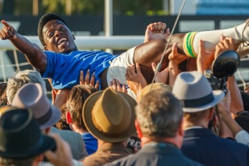 PELÉ: BIRTH OF A LEGEND